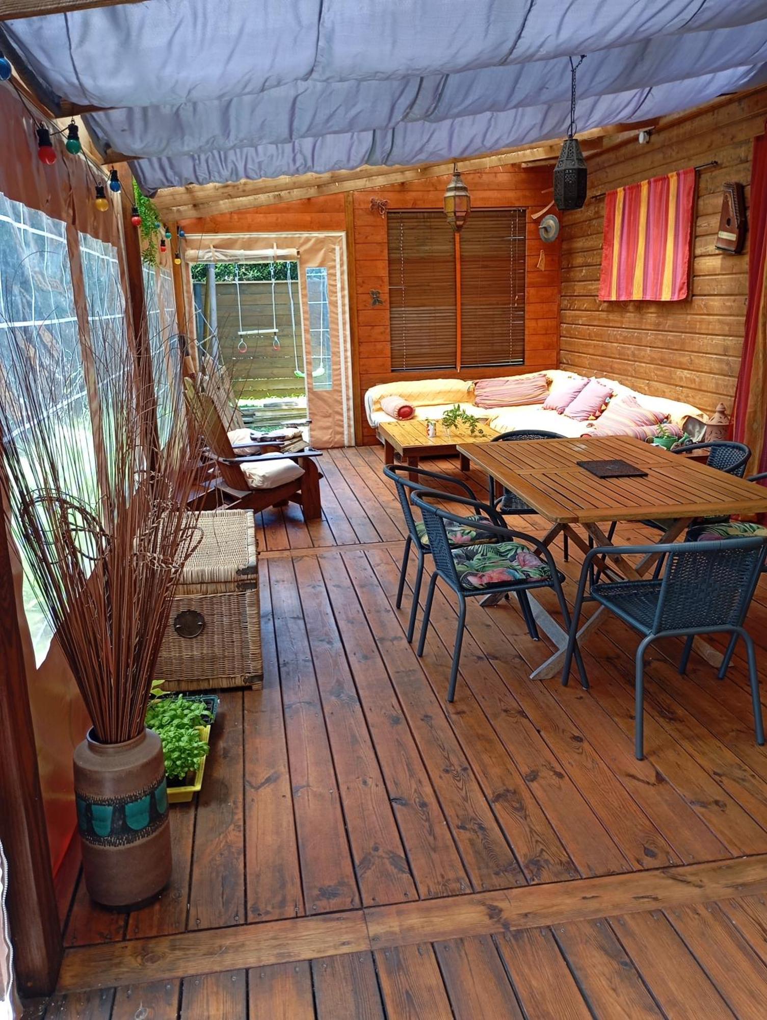 Tiny House Plein Centre Apartment อูร์ตัง ภายนอก รูปภาพ